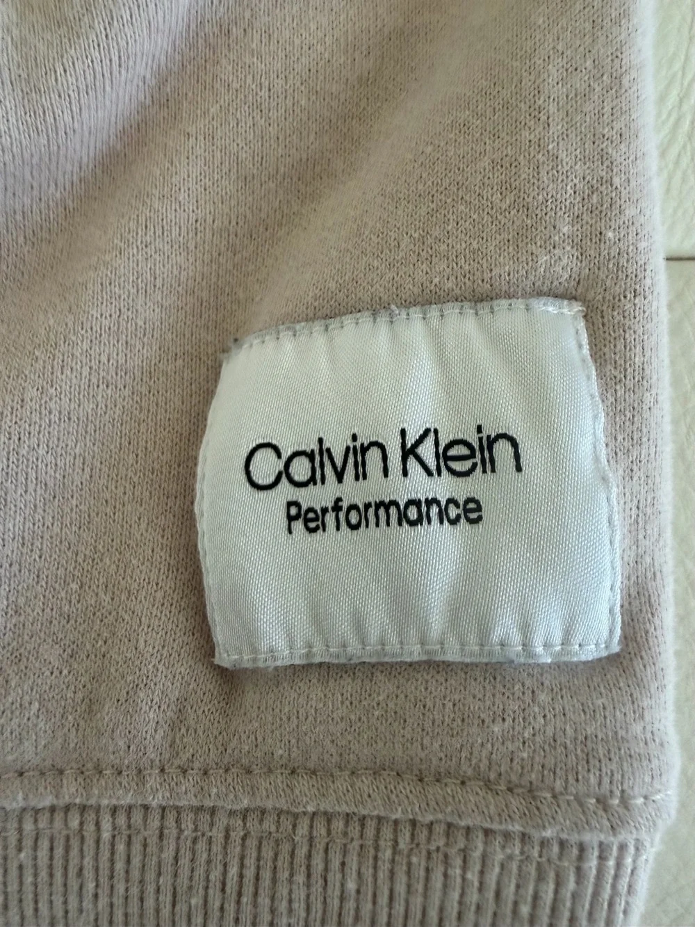 Calvin Klein Women’s Crewneck Sweater in Light Mauve